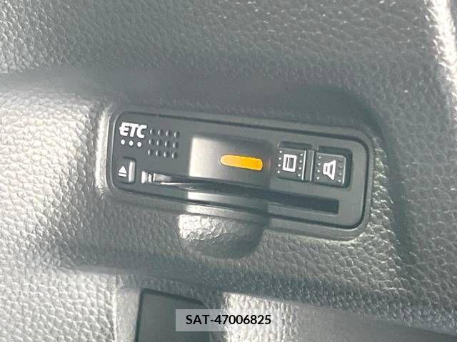 Honda N BOX CUSTOM 2018-01 306956-7