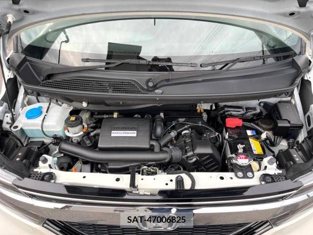 Honda N BOX CUSTOM 2018-01 306956-18