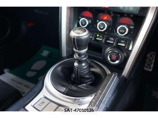 Toyota 86 2016-08 321190-13