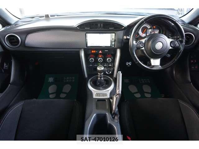 Toyota 86 2016-08 321190-1