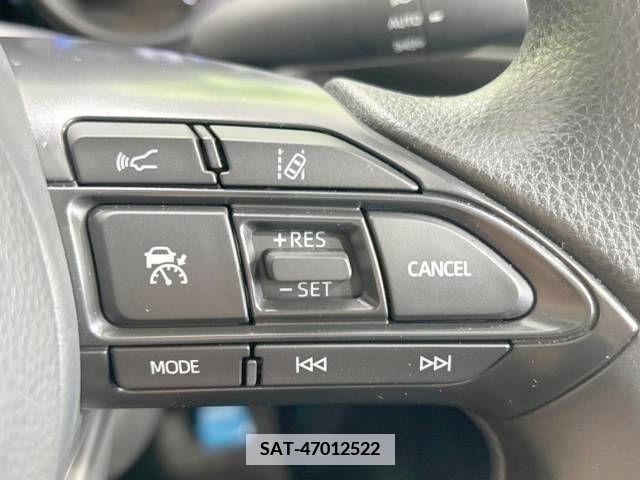 Toyota YARIS 2023-06 371452-3