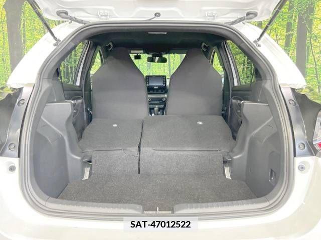 Toyota YARIS 2023-06 371452-10