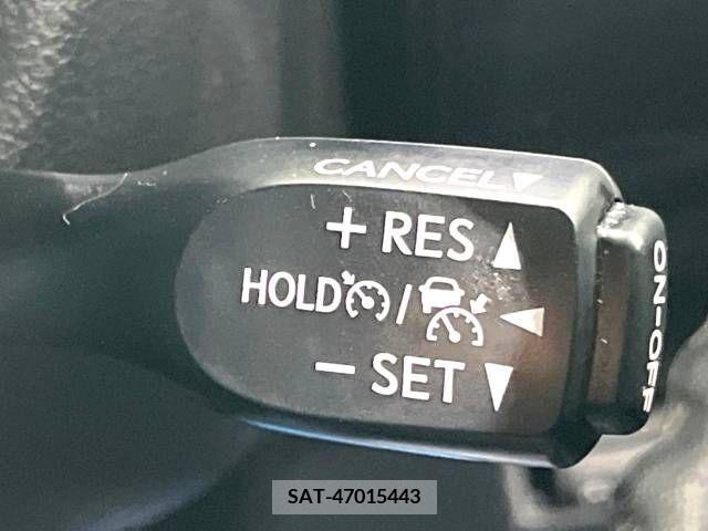Toyota PRIUS 2017-05 282192-4
