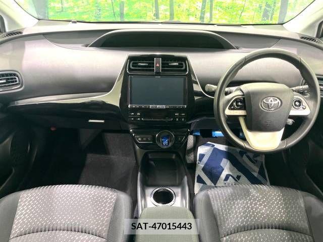 Toyota PRIUS 2017-05 282192-1
