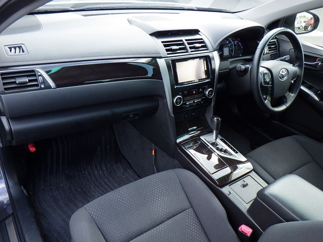 Toyota CAMRY HYBRID 2012-11 194543-8
