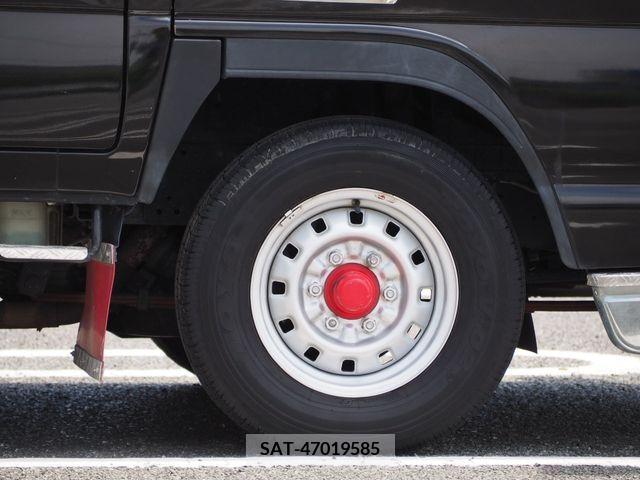 Isuzu ELF TRUCK 2005-03 387873-7