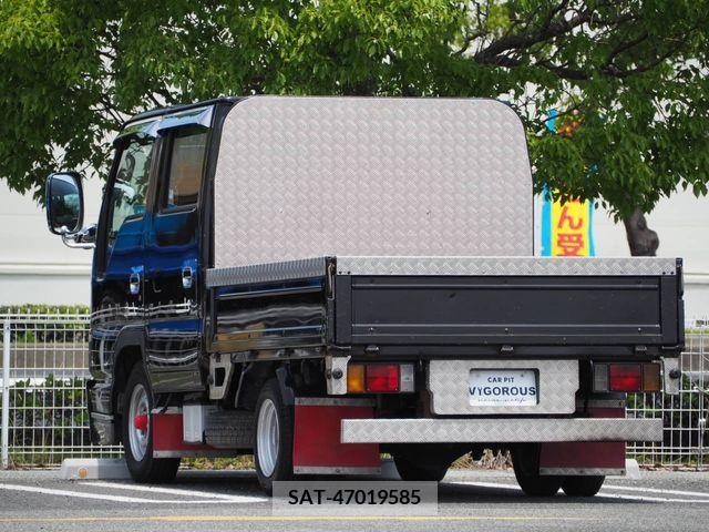 Isuzu ELF TRUCK 2005-03 387873-2