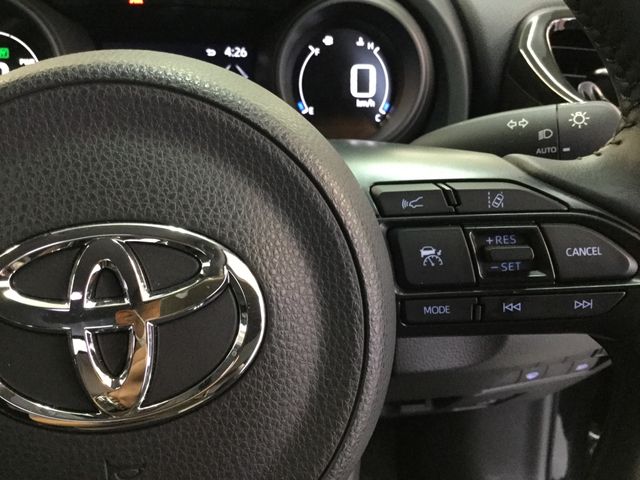 Toyota YARIS CROSS 2021-03 14411-12