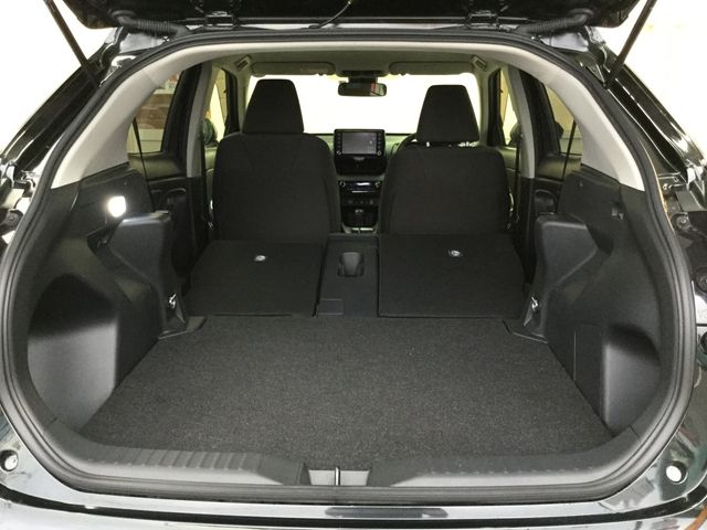Toyota YARIS CROSS 2021-03 14411-24