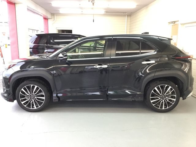 Toyota YARIS CROSS 2021-03 14411-8