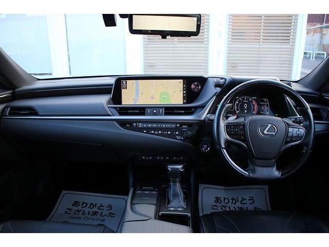 Lexus ES 2019-03 22935-14