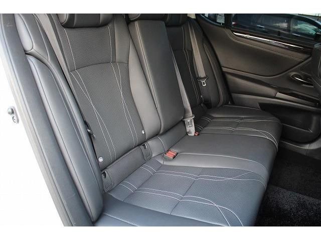 Lexus ES 2019-03 22935-13