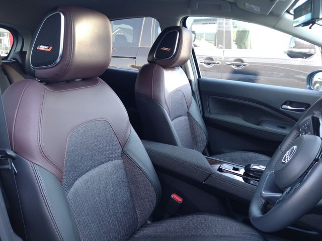 Nissan AURA 2022-05 15749-18