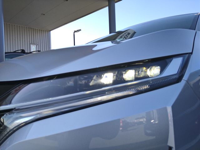 Nissan AURA 2022-05 15749-20