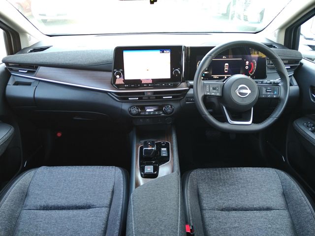 Nissan AURA 2022-05 15749-2