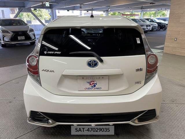 Toyota AQUA 2014-10 314013-18