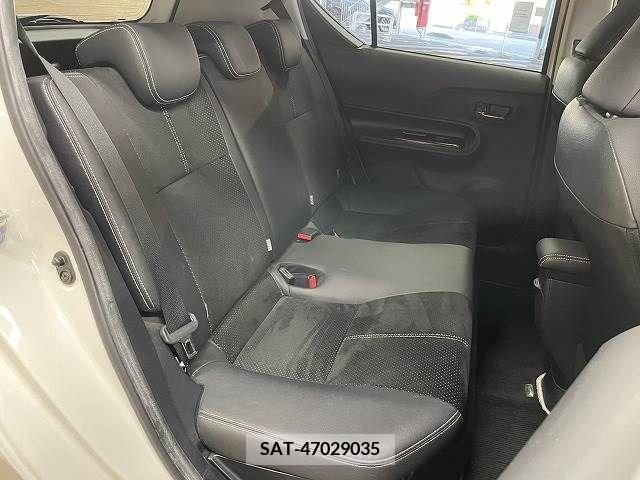 Toyota AQUA 2014-10 314013-8