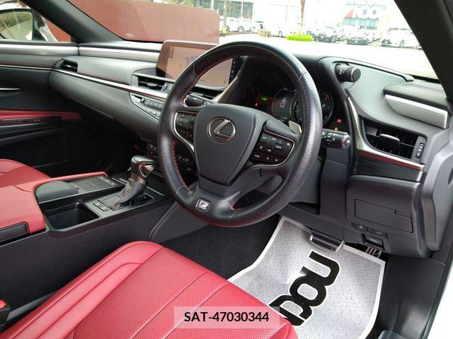 Lexus ES 2018-10 203585-11