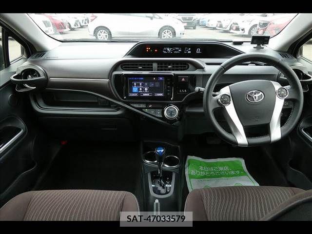 Toyota AQUA 2015-11 224580-2
