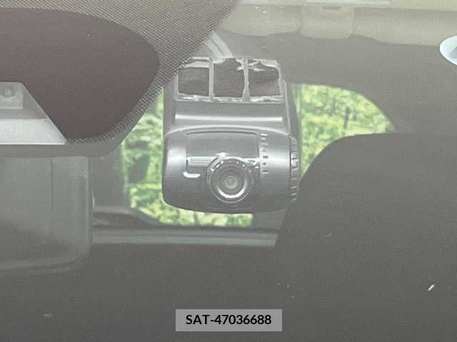 Nissan NOTE 2017-09 305399-6