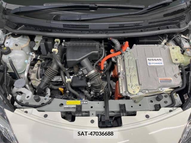 Nissan NOTE 2017-09 305399-18