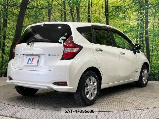 Nissan NOTE 2017-09 305399-17