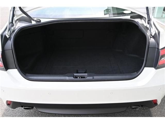 Toyota CROWN SEDAN 2019-07 16847-19