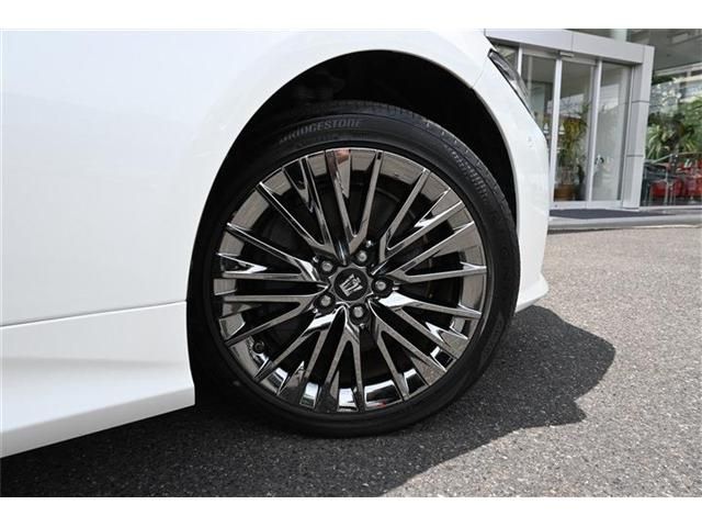 Toyota CROWN SEDAN 2019-07 16847-21
