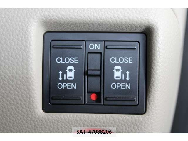 Honda N BOX 2018-10 337566-9
