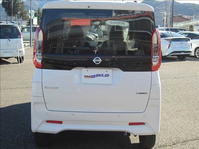 Nissan ROOX 2023-01 3533-3