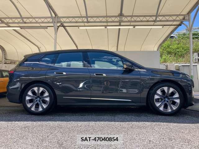 Bmw IX 2022-01 318965-3