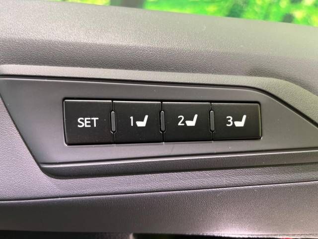 Toyota VELLFIRE 2017-03 185416-9