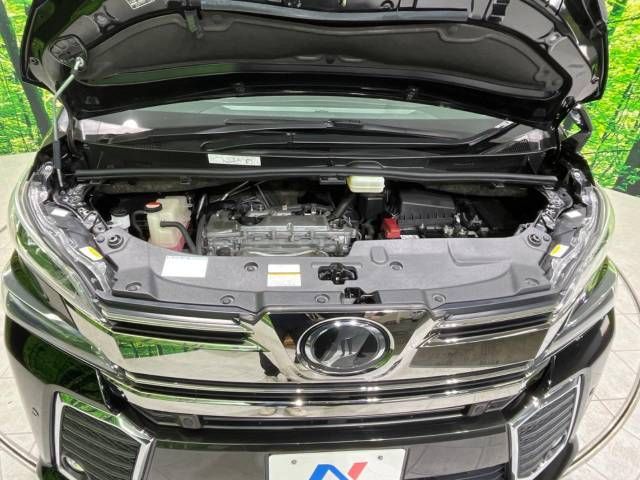 Toyota VELLFIRE 2017-03 185416-18