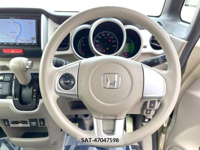 Honda N BOX 2017-02 306697-11