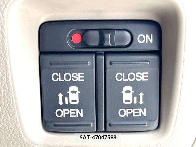 Honda N BOX 2017-02 306697-4