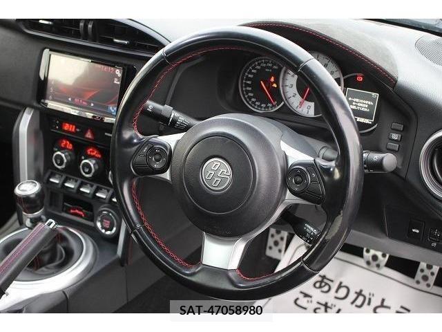 Toyota 86 2017-02 210384-15