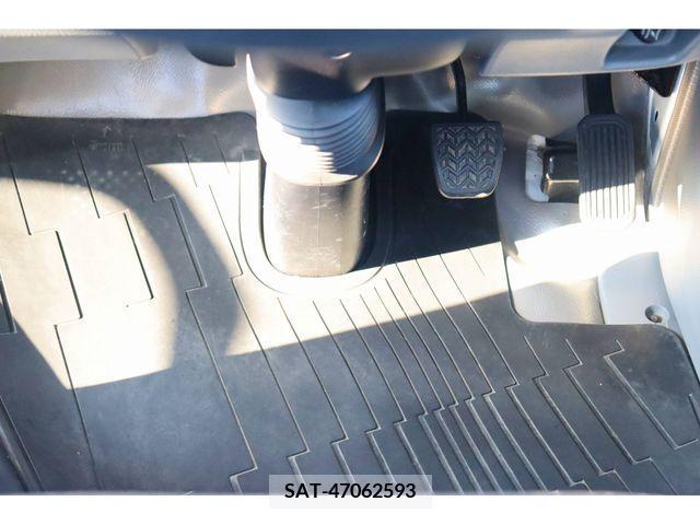 Hino DUTRO 2019-04 344603-13