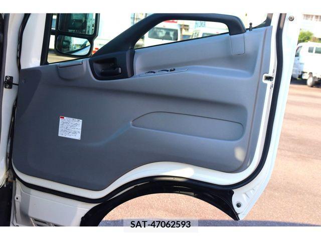 Hino DUTRO 2019-04 344603-17