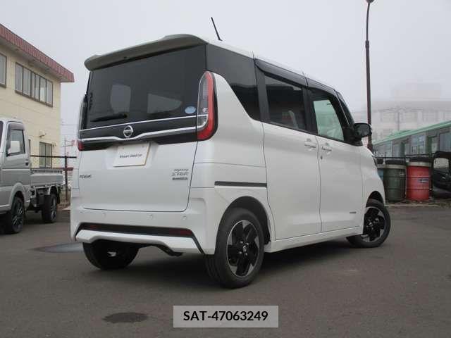 Nissan ROOX 2020-07 283766-2