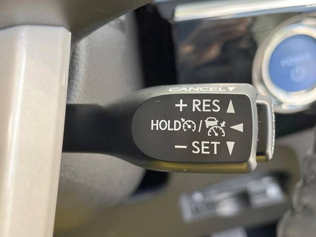 Toyota PRIUS PHV 2017-11 186599-3