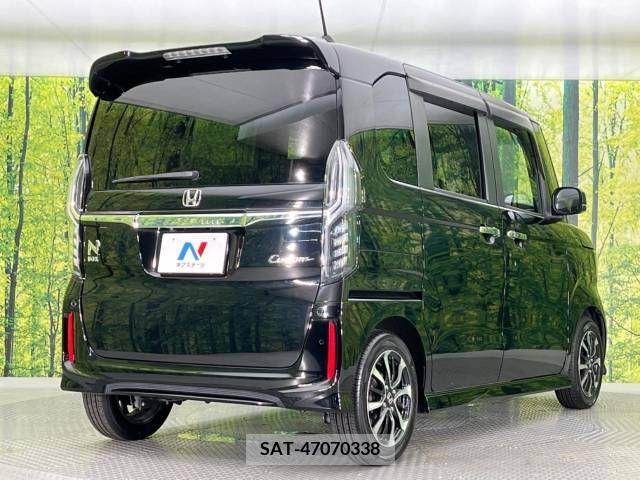Honda N BOX CUSTOM 2018-04 364955-17