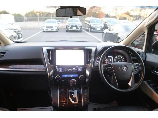Toyota ALPHARD 2018-07 182901-12