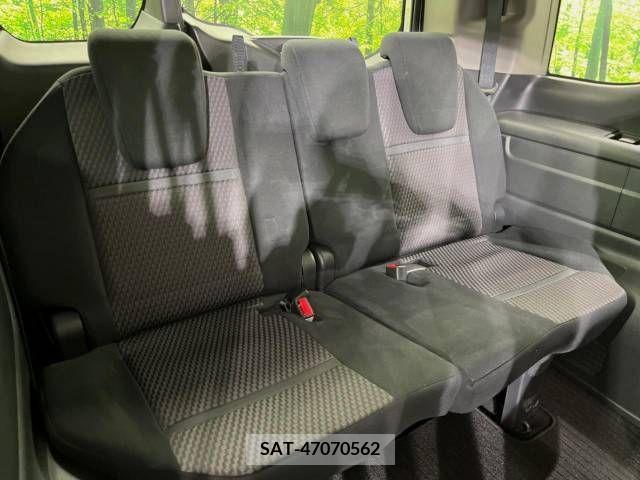 Honda e 2015-06 380867-9