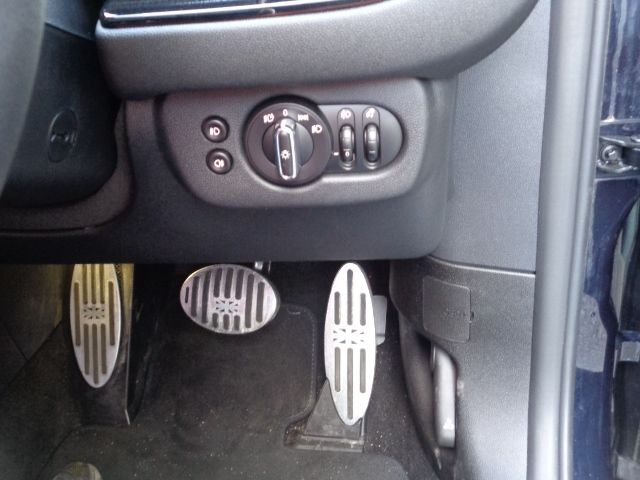 Bmw MINI 2020-04 6861-28