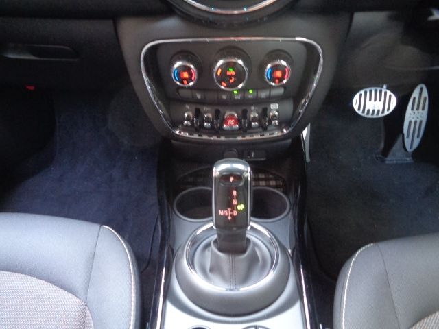 Bmw MINI 2020-04 6861-20