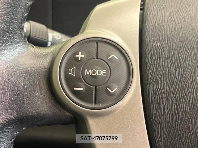 Toyota AQUA 2013-07 378098-6