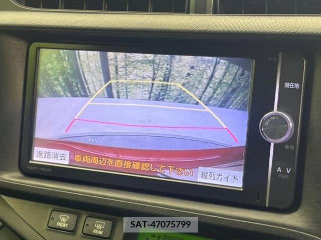 Toyota AQUA 2013-07 378098-3