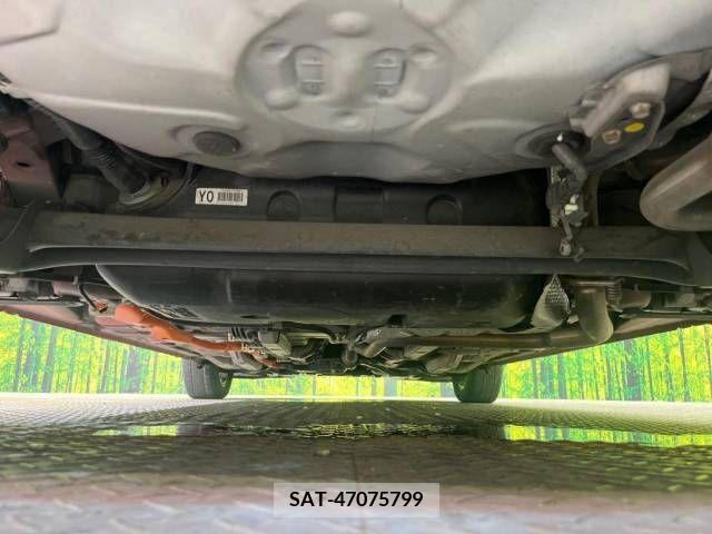 Toyota AQUA 2013-07 378098-19