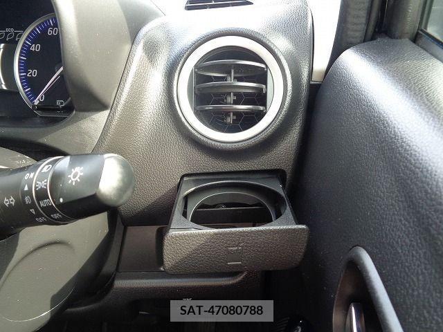 Nissan DAYZ 2017-11 235047-17