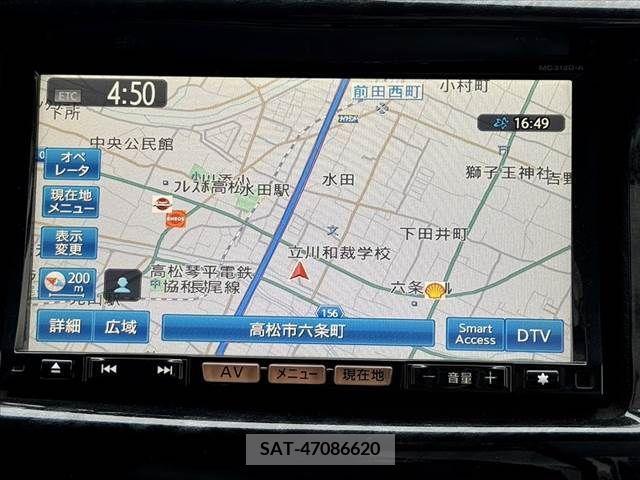 Nissan NV350 Caravan 2012-09 381562-2